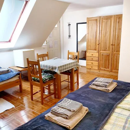 Guest house Family Vendeghaz Hajduszoboszlo
